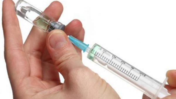 Ilustrasi suntikan obat bius