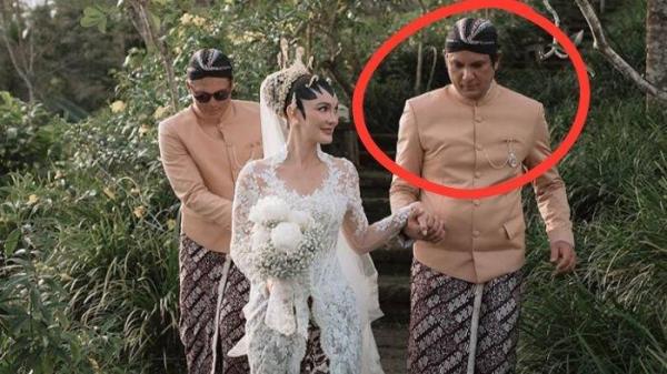 Ismael Dully kakak Luna Maya
