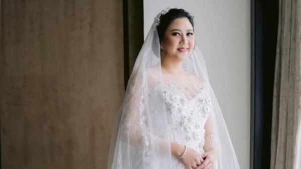 Natasha Putri Tumakaka istri Cellos