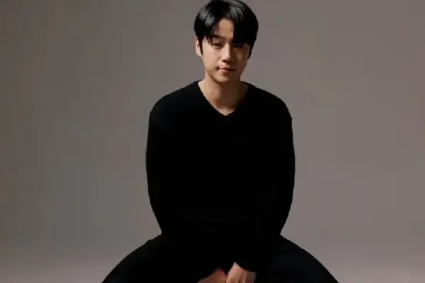 Jung-Joon-Won-c.jpg