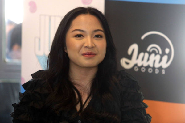 Musisi Bernadya menjawab pertanyaan wartawan pada konferensi pers Juni X Day Concert di Jakarta, Selasa, 20/8/2024). <div class=