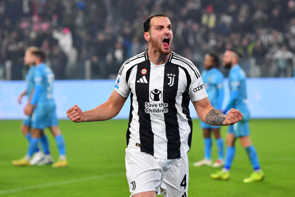 TURIN, ITALY - DECEMBER 14: Federico Gatti of Juventus celebrates scoring his team's first goal during the Serie A match between Juventus and Venezia at Allianz Stadium on December 14, 2024 in Turin, Italy. (Photo by Valerio Pennicino/Getty Images)
