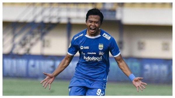 RUMOR TRANSFER - Potret Edo Febriansah, bek kiri Persib Bandung berlabel Timnas Indonesia. Dewa United dikabarkan menaruh minat kepada Edo Febriansah jelang Liga 1 2025.