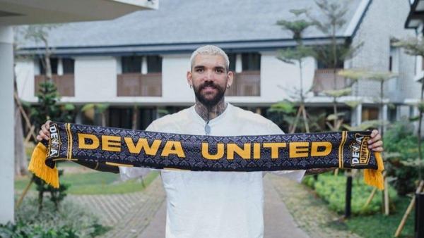 Pemain asal Yunani, Dimitris Kolovos resmi menjadi pemain asing terbaru Dewa United.