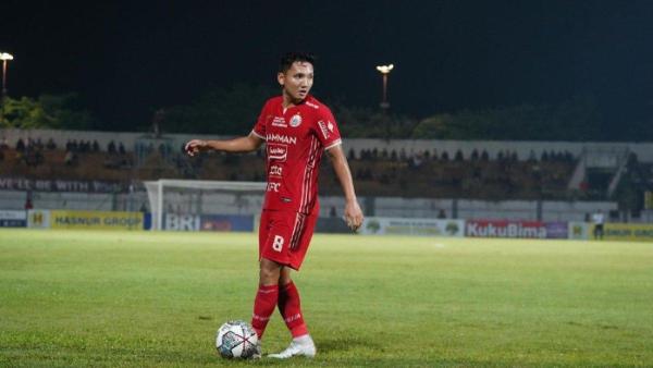PROFIL PEMAIN - Gelandang andalan Persija Jakarta Syahrian Abimanyu saat membela Macan Kemayoran pada gelaran Liga 1 2022.