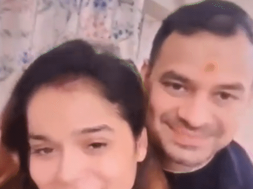 This photo of Tej Pratap is going viral.