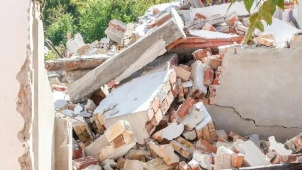 Buildingcollapse 1748330504547 d 1