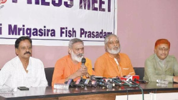 1554985 fish prasadam 1
