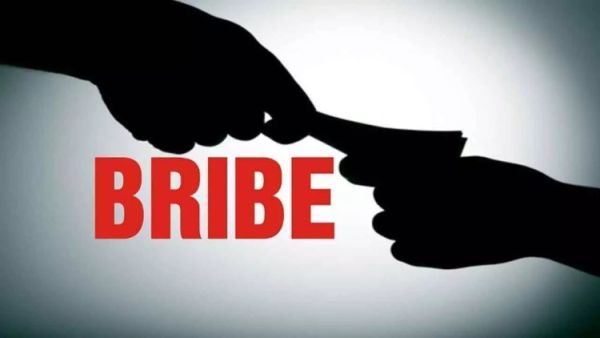 1555016 bribe 1