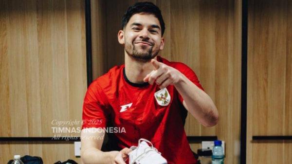 PERSIAPAN TIMNAS - Sandy Walsh bersiap melakukan official training di lapangan Sydney Football Stadium sehari sebelum melawan Australia pada ronde 3 Kualifikasi Piala Dunia 2026. (PSSI)
