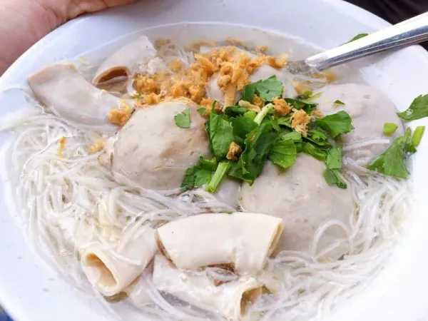 Ini 5 Bakso Babi Populer di Jakarta yang Banyak Penggemarnya