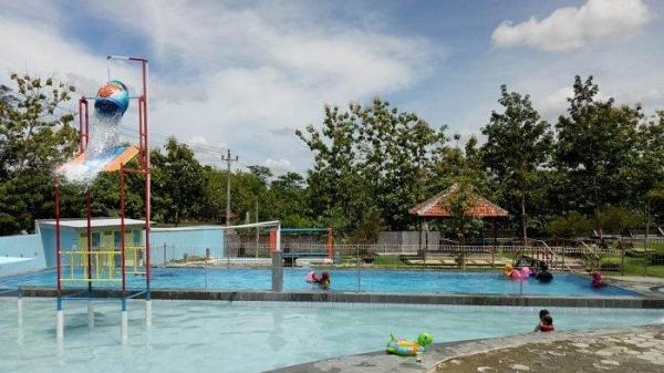 Sebagian wahana di Taman Kidoland, di Desa Plesan, Kecamatan Nguter, Kabupaten Sukoharjo, Jateng.