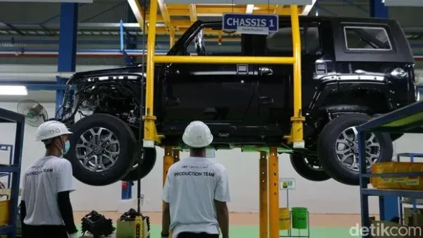 BAIC BJ40 Plus dirakit lokal.