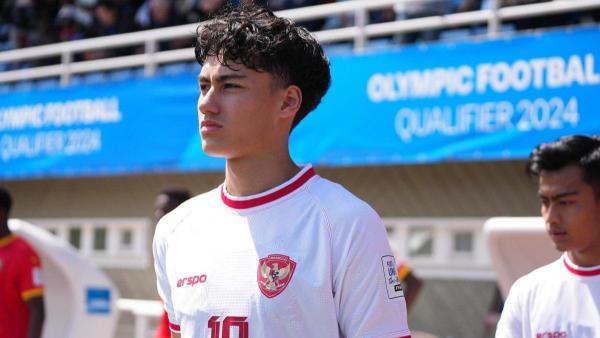 Potret Rafael Struick ketika berlaga sebagai penggawa Timnas Indonesia. Terkini, inilah profil Rafael Struick, bomber sangar yang akan perkuat Timnas Indonesia di Ronde Ketiga Kualifikasi Piala Dunia 2026 Zona Asia, kans bikin acak-acakan tim Arab Saudi pada Jumat (6/9/2024) di King Abdullah Sports City, Arab Saudi.
