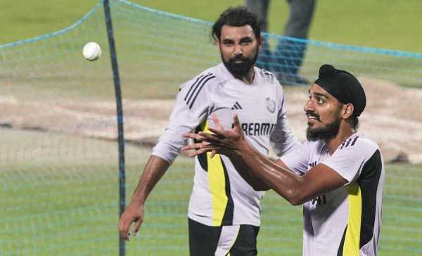 Arshdeep Singh and Mohammed Shami Work Togetra at the Nets, Kolkata, January 21, 2025