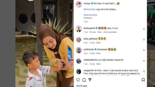 Istri mantan Gubernur Jawa Barat Ridwan Kamil ini, turut menjaili putra bungsunya, Arkan