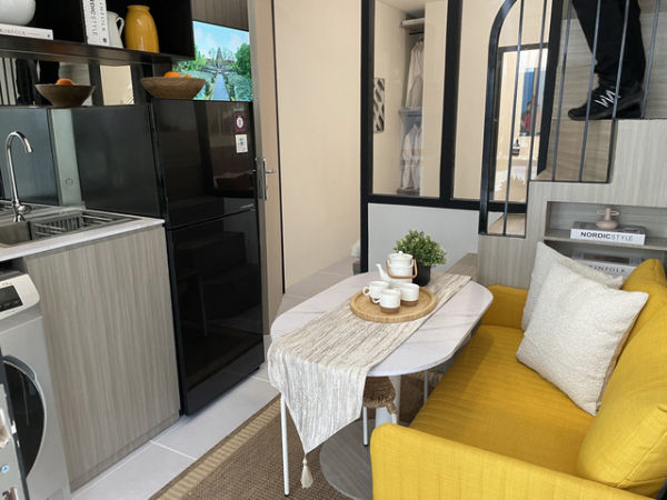 Display rumah subsidi dengan luas 25 meter persegi di Lobby Nobu Bank, Jakarta Pusat, Kamis (12/6). <div class=
