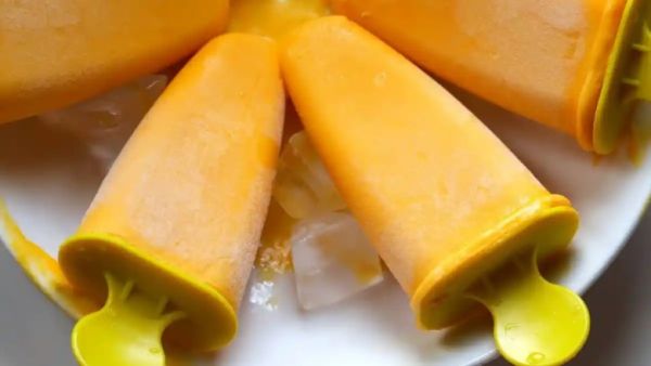 Mango popsicles