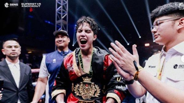 El Rumi memenangi duel tinju melawan Jefri Nichol