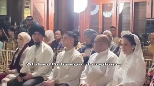 Mulan Jameela, Ahmad Dhani, Al Ghazali, Irwan Mussry dan Maia Estianty duduk bareng sebelum prosesi siraman, 14 Juni 2025.