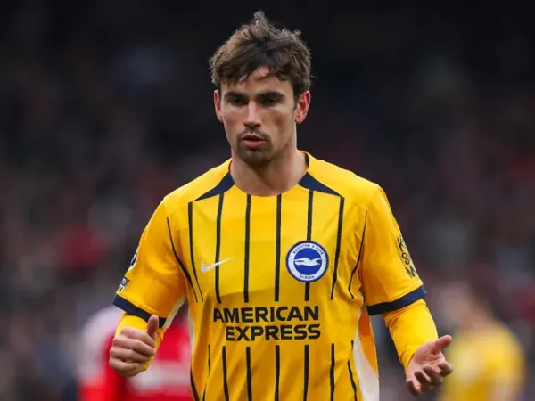 Brighton & Hove Albion's Matt O'Riley on February 1, 2025