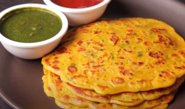 Besan Cheela - Besan Cheela Recipe - Desivyanjan.com