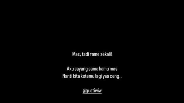 DUKA DEANDRA NADIRA- Postingan terbaru Deandra Nadira sang kekasih mengisyaratkan dirinya sangat terpukul atas kepergian Gustiwiw, 'aku sayang sama kamu, mas'