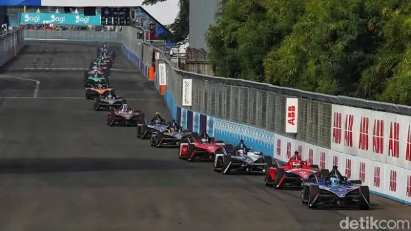 Wusss… Serunya Balapan Formula E Jakarta 2023 Seri 11