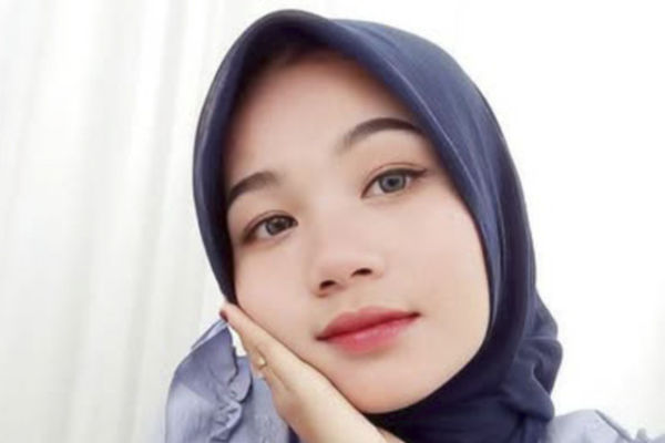 Siska Oktavia Rusdi alias Cika (23), korban pembunuhan dalam kasus mutilasi Sumatera Barat. Foto: Facebook/ Siska Oktavia Rusdi