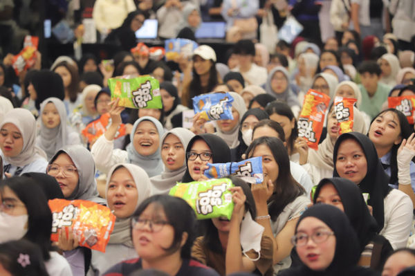 Keseruan kumparan hangout Noraebang di FX Sudirman, Jakarta, Minggu (22/6/2025).<br> Foto: Jamal Ramadhan/kumparan