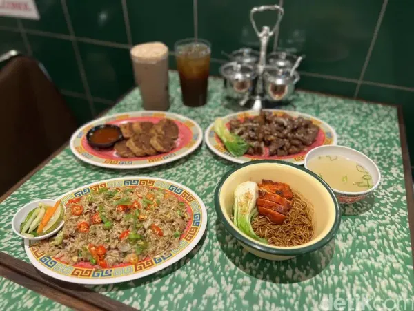 Tjahaja Abadi merupakan salah satu restoran China baru buka di Blok M yang menawarkan masakan china lengkap.