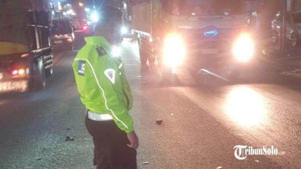 KECELAKAAN: Kecelakaan lalu lintas terjadi di Jalan Solo–Semarang, tepatnya di kawasan Tugu Lilin, Kecamatan Ampel, Kabupaten Boyolali, Senin (16/6/2025). Satu nyawa melayang. (TRIBUN SOLO/ISTIMEWA)