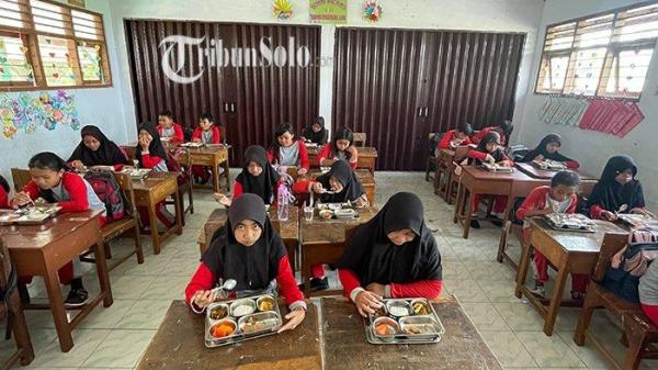 SISWA SD - Ilustrasi siswa SD. <div class=