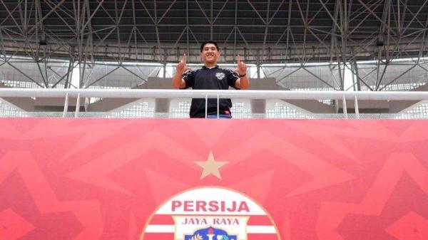 BURSA TRANSFER PERSIJA JAKARTA - Eksel Runtukahu dikenalkan sebagai rekrutan anyar pertama Persija Jakarta di musim 2025/2026. Renan Alves beri kode ke Eksesl, Jakmania langsung kepincut.