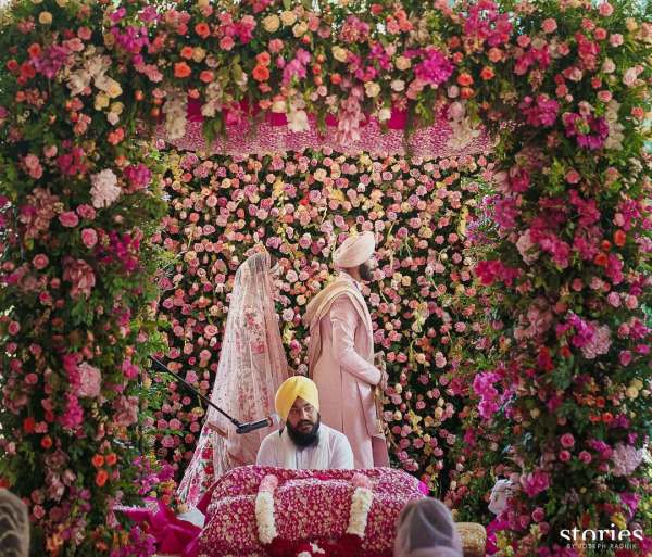  Love if it finds you wanty directs your course sterede by love 