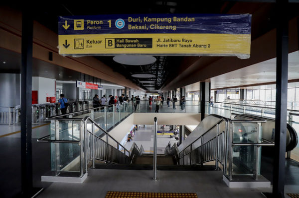 Suasana Stasiun Tanah Abang, Jakarta, Kamis (26/6/2025). Foto: Jamal Ramadhan/kumparan