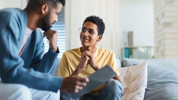 Know how to help a person suffering from depression? When, what and how to talk?