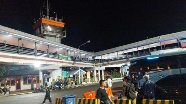 KAPAL TENGGELAM - Suasana di Pelabuhan Ketapang Banyuwangi, Kamis (3/7/2025). KMP Tunu Pratama Jaya dilaporkan tenggelam, Rabu (2/7/2025) tengah malam.