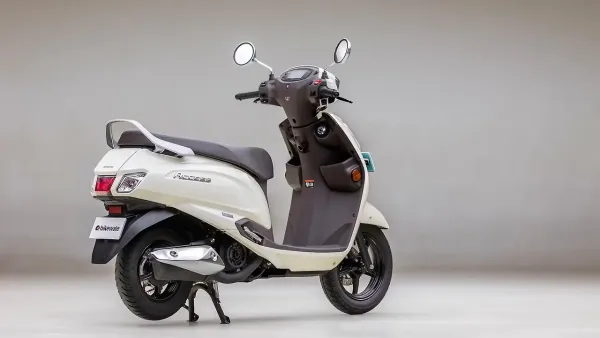 Suzuki Access 125 Rear View Image - Bikewale