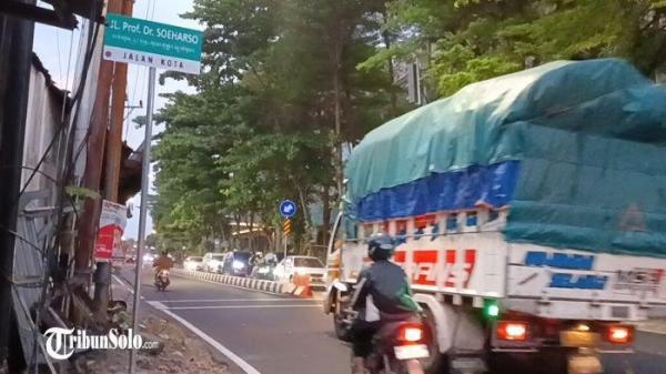 Penerapan aturan dua arah di jalan Prof Dr Soeharso 4