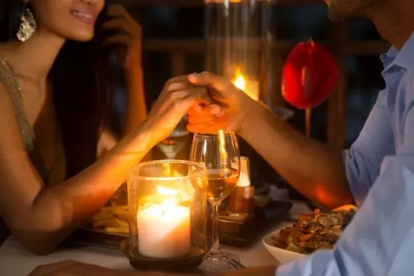 Pria Ini Dijebak Makan Rp 3,5 Juta Bareng Wanita dari Aplikasi Kencan