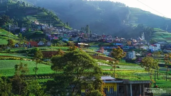 Nah kampung warna warni sudah kelihatan dari kejauhan