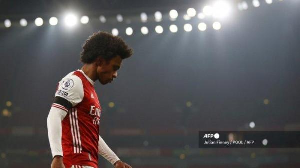 Gelandang Arsenal asal Brasil Willian meninggalkan lapangan selama pertandingan sepak bola Liga Utama Inggris antara Arsenal dan Wolverhampton Wanderers di Stadion Emirates di London pada 29 November 2020.
JULIAN FINNEY / POOL / AFP