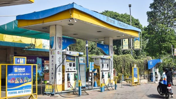 Petrol became expensive here in Noida, here is the list of other cities