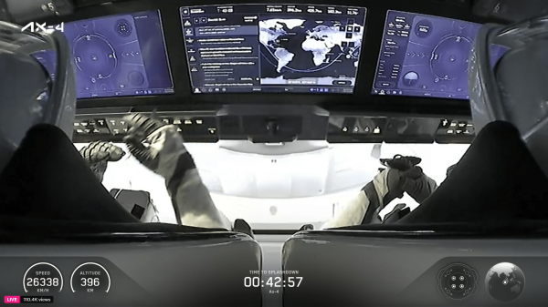 A view from inside of the Dragon during the deorbit burn. (Image Credit: SpaceX). 
