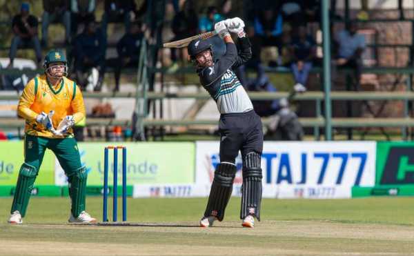 Tim Robinson Launches a Six, New Zealand vs South Africa, Harare, July 16, 2025