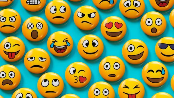 World Emoji Day: Such emojis that get spoiled by the mood of the front, know 10 popular meaning