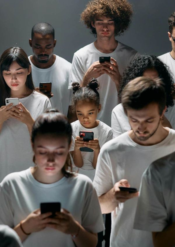 gen zers glued to their phones