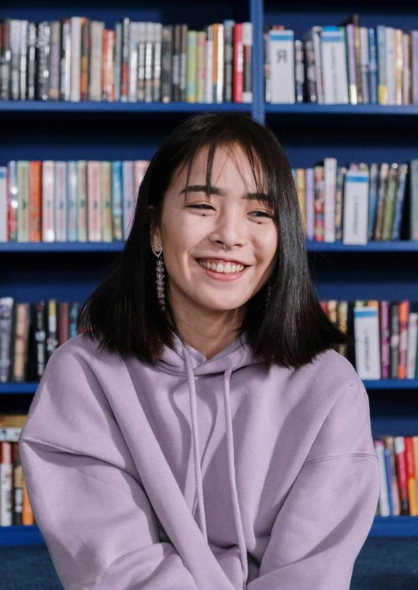 gen z woman who demands accountability