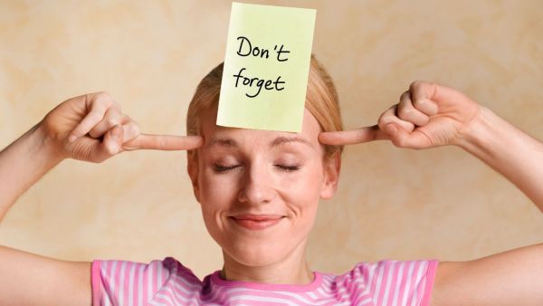 What are the initial signs of weakening memory, how to identify